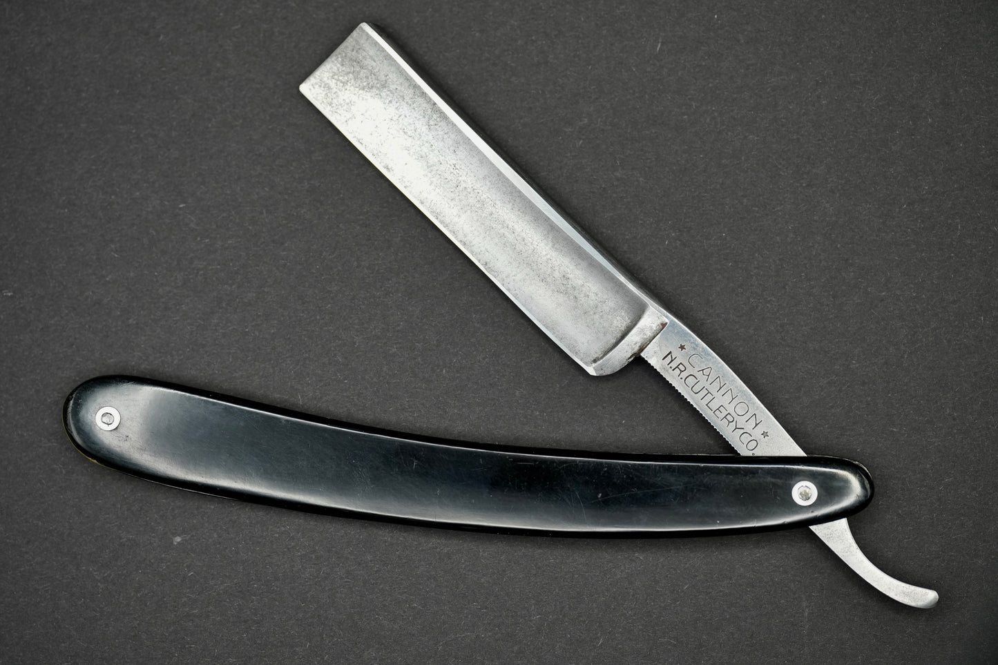 Cannon Vintage Straight Razor Half Hollow. 6/8