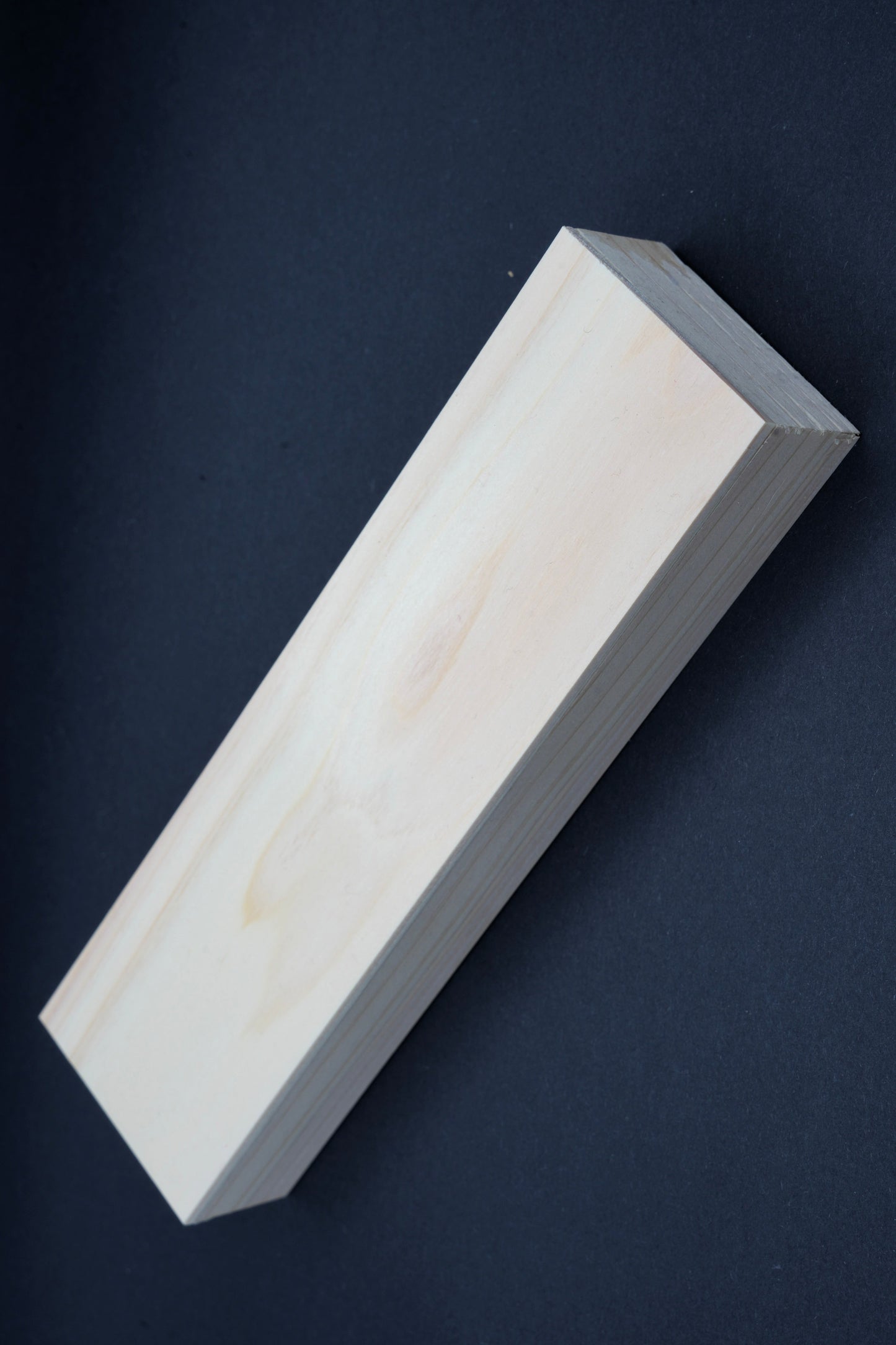 Kamisori Hinoki Wood Box - Japanese Engraving of choice