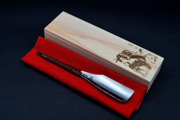 Grande Tsurayuki ・つらゆき・kamisori, vintage restaurato con rivestimento del manico in rattan e urushi e scatola in legno di hinoki fatta a mano