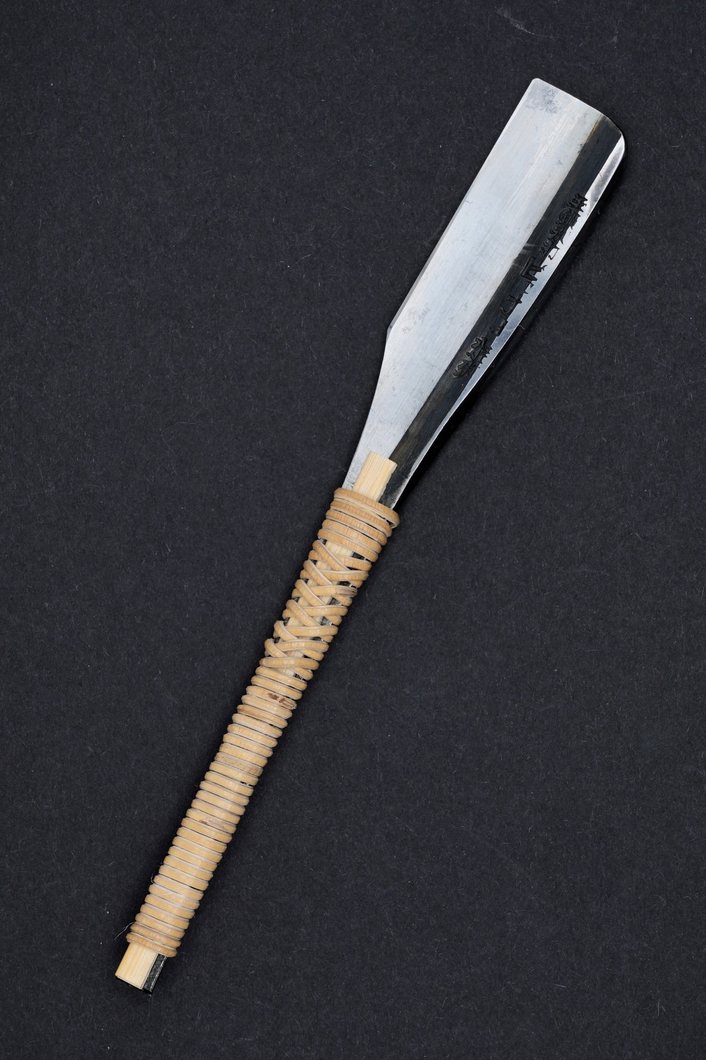 Pikka・ピッカ・Restored Vintage Japanese Straight Razor・Tamahagane・ and Handmade Paulownia Box