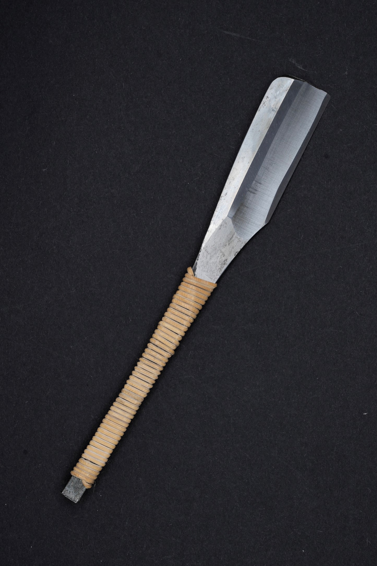 Pikka・ピッカ・Restored Vintage Japanese Straight Razor・Tamahagane・ and Handmade Paulownia Box