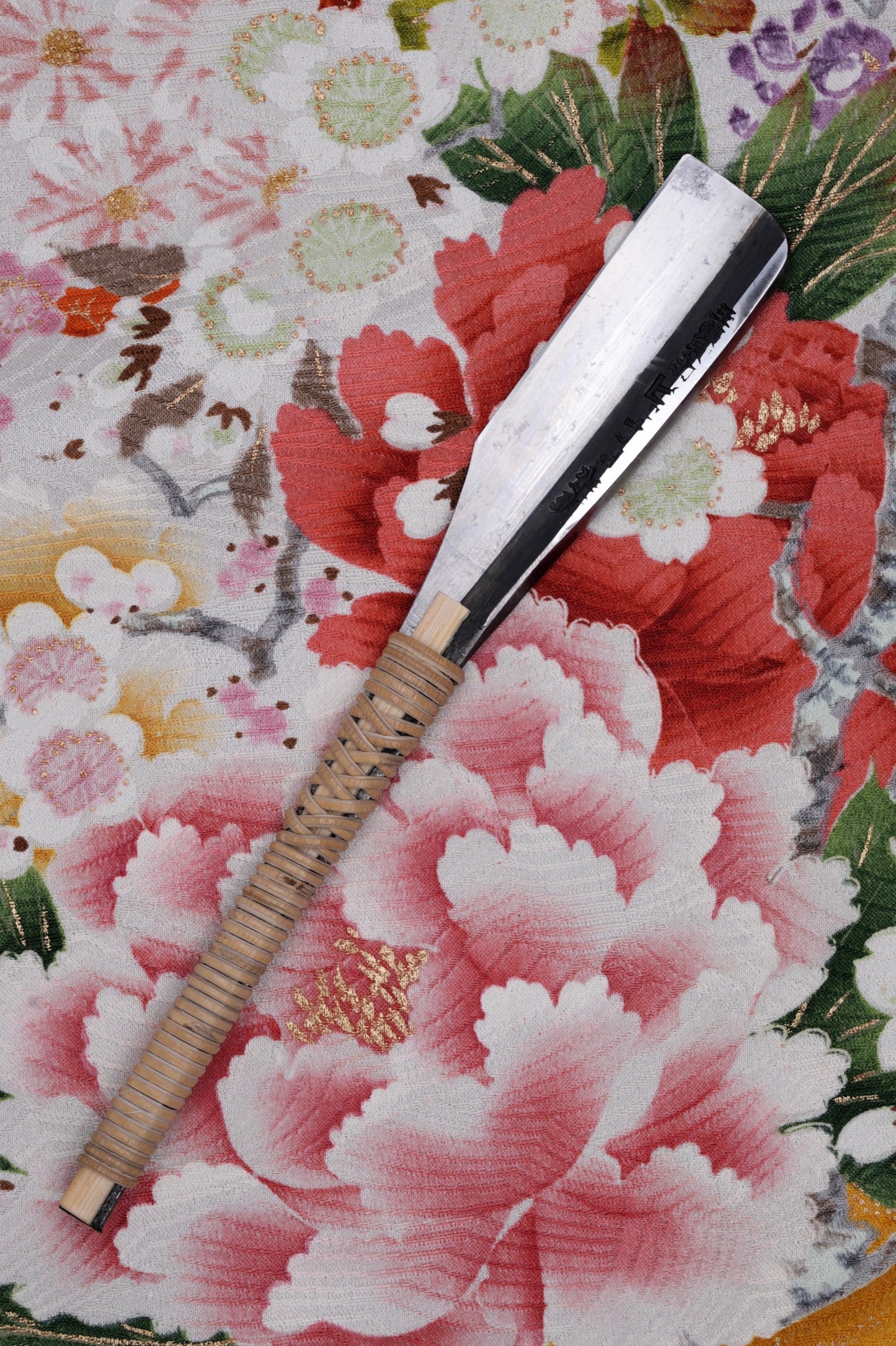 Pikka・ピッカ・Restored Vintage Japanese Straight Razor・Tamahagane・ and Handmade Paulownia Box