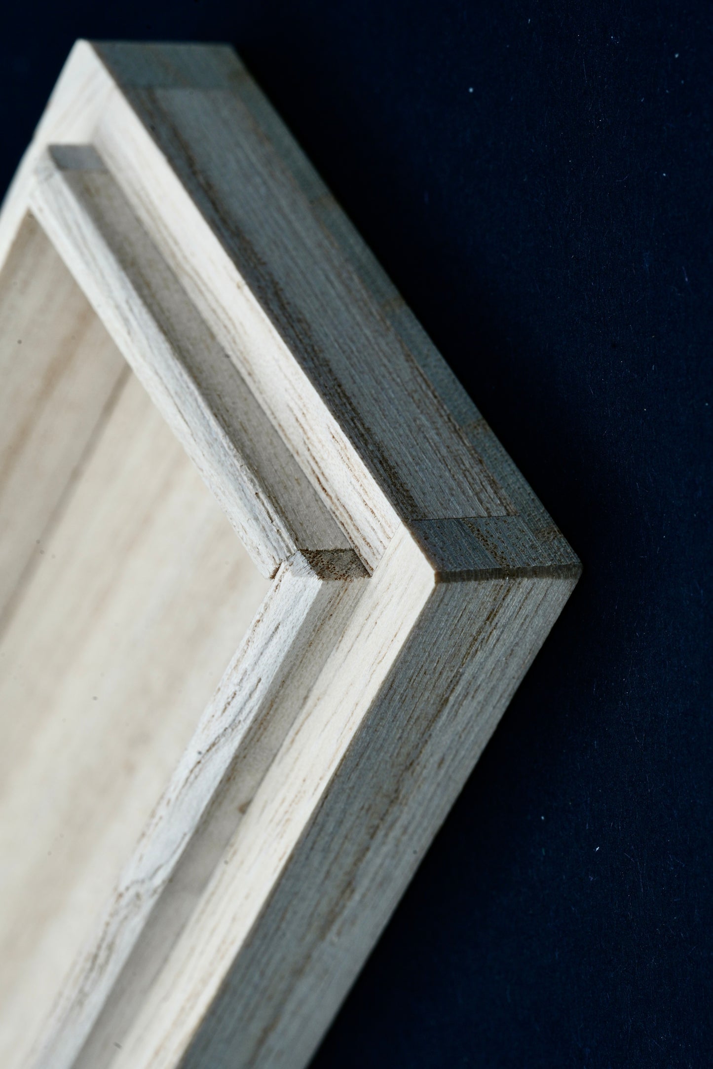 Pikka・ピッカ・Restored Vintage Japanese Straight Razor・Tamahagane・ and Handmade Paulownia Box