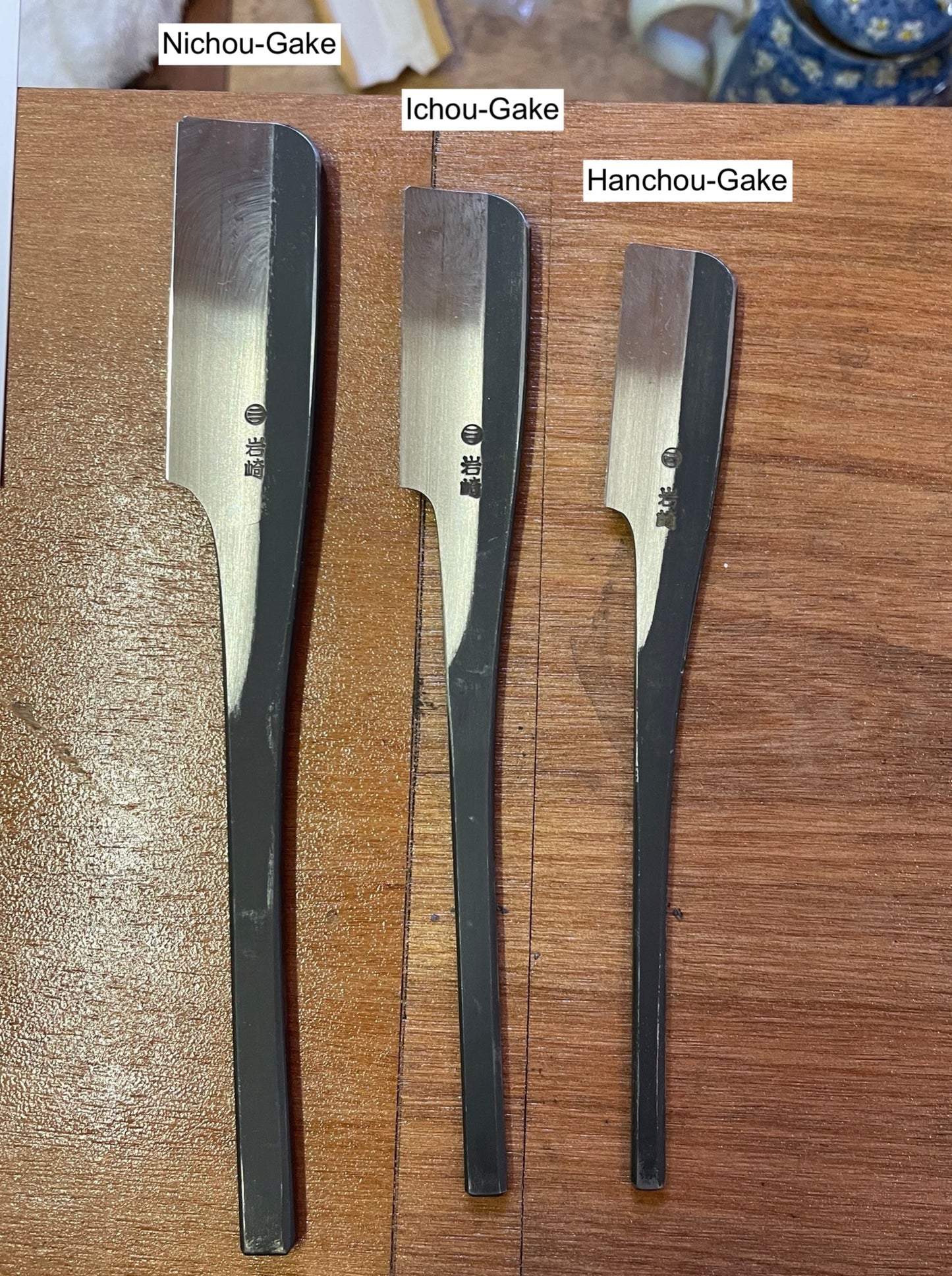 New Iwasaki・ 岩崎・ Handmade Japanese Straight Razor - Kamisori - traditional grind