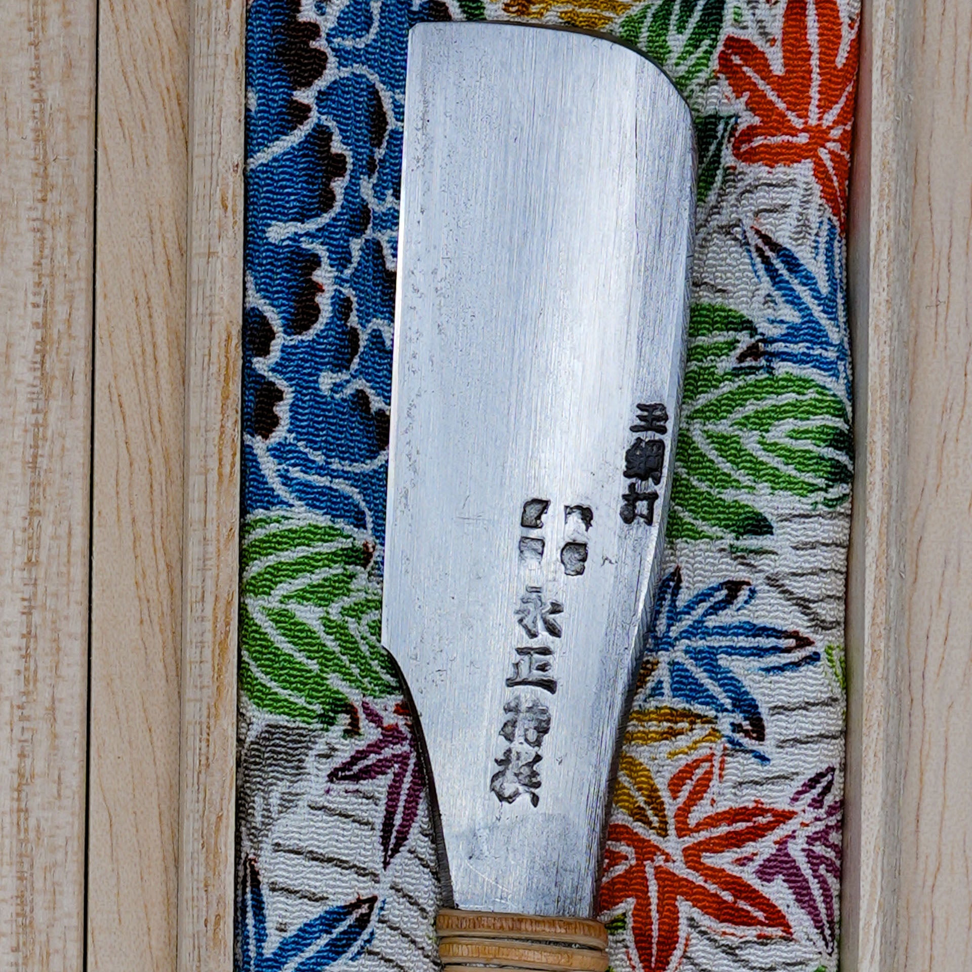 KamisoriHarnisch - Vintage Japanese Straight Razors and