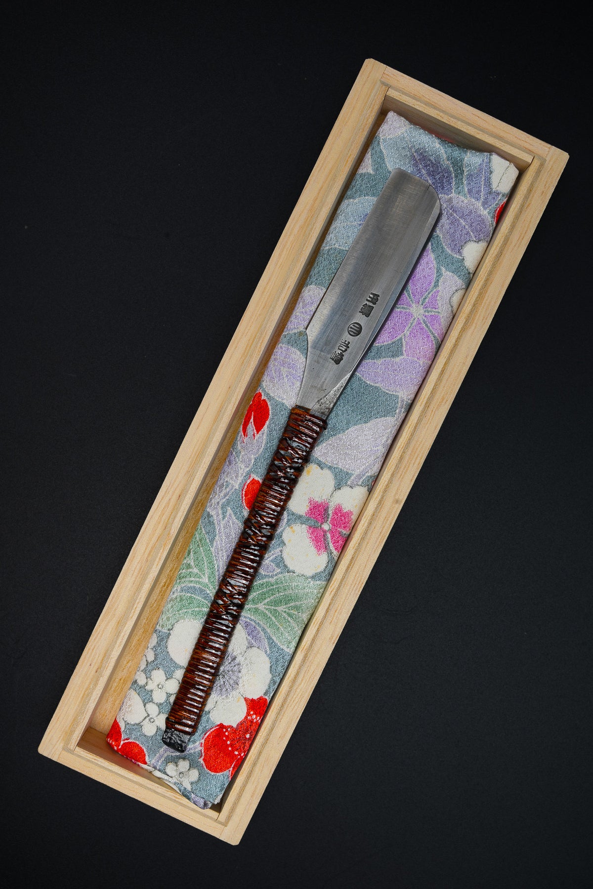 Iwasaki・岩崎・Tamahagane Kamisori