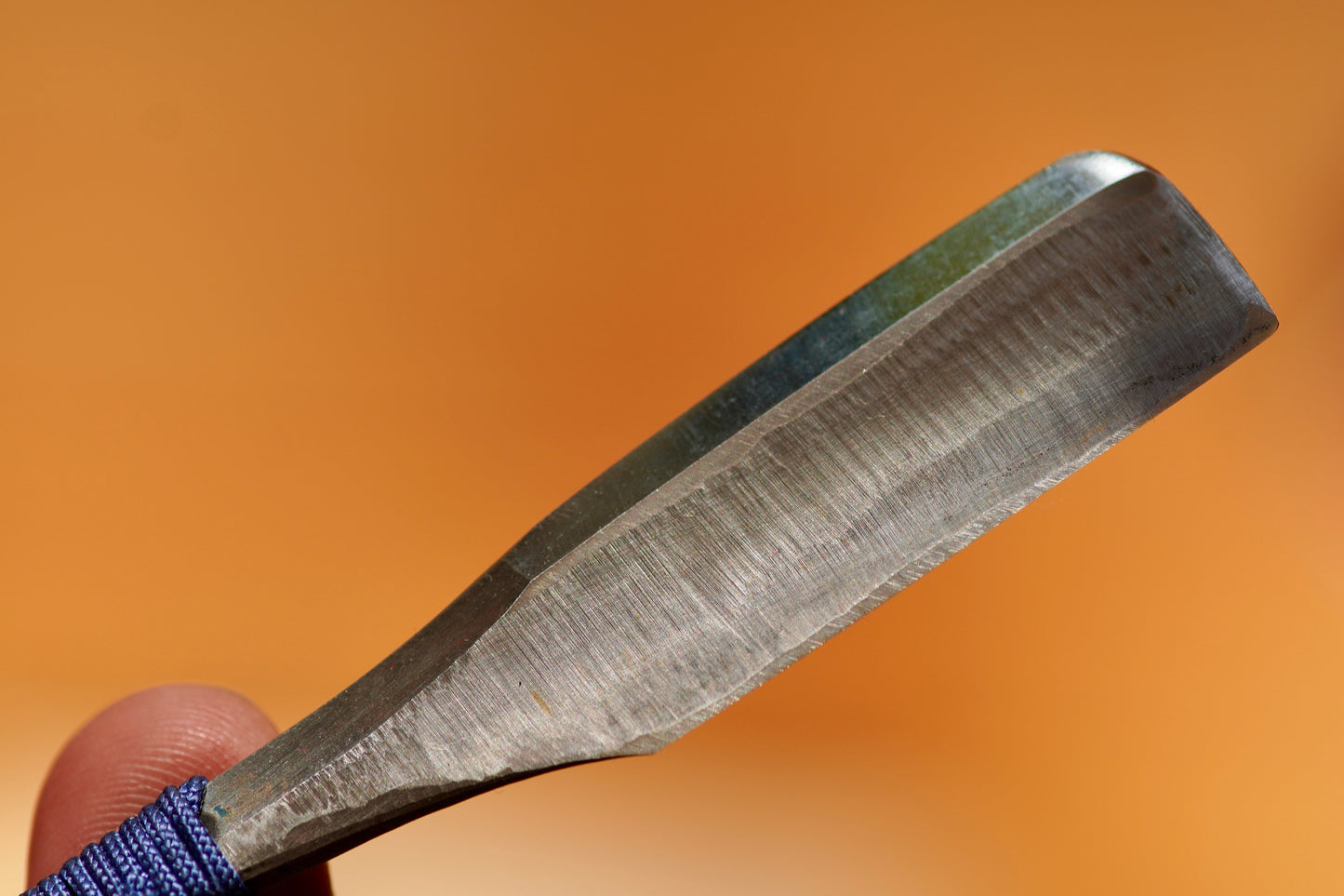 Tosuke Inoue・井上藤助・Vintage Japanese Straight Razor Kamisori Golden Kanji with Blue Silk Thread Handle Wrapping and Handmade Hinoki Wood Box