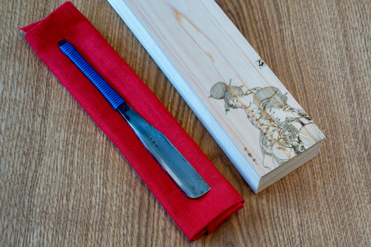 Honuyama・本羽山・Japanisches Vintage-Rasiermesser Kamisori mit Seidenfaden-Griffumwicklung und handgefertigter Hinoki-Holzbox