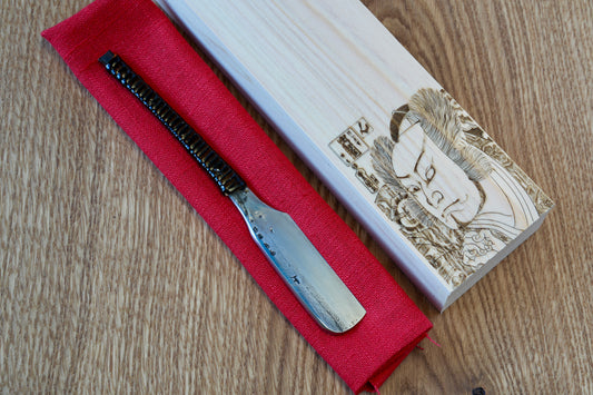 Yamamasa・山正・Rasoir droit japonais vintage Kamisori avec emballage de poignée en laque Urushi et boîte en bois Hinoki faite à la main