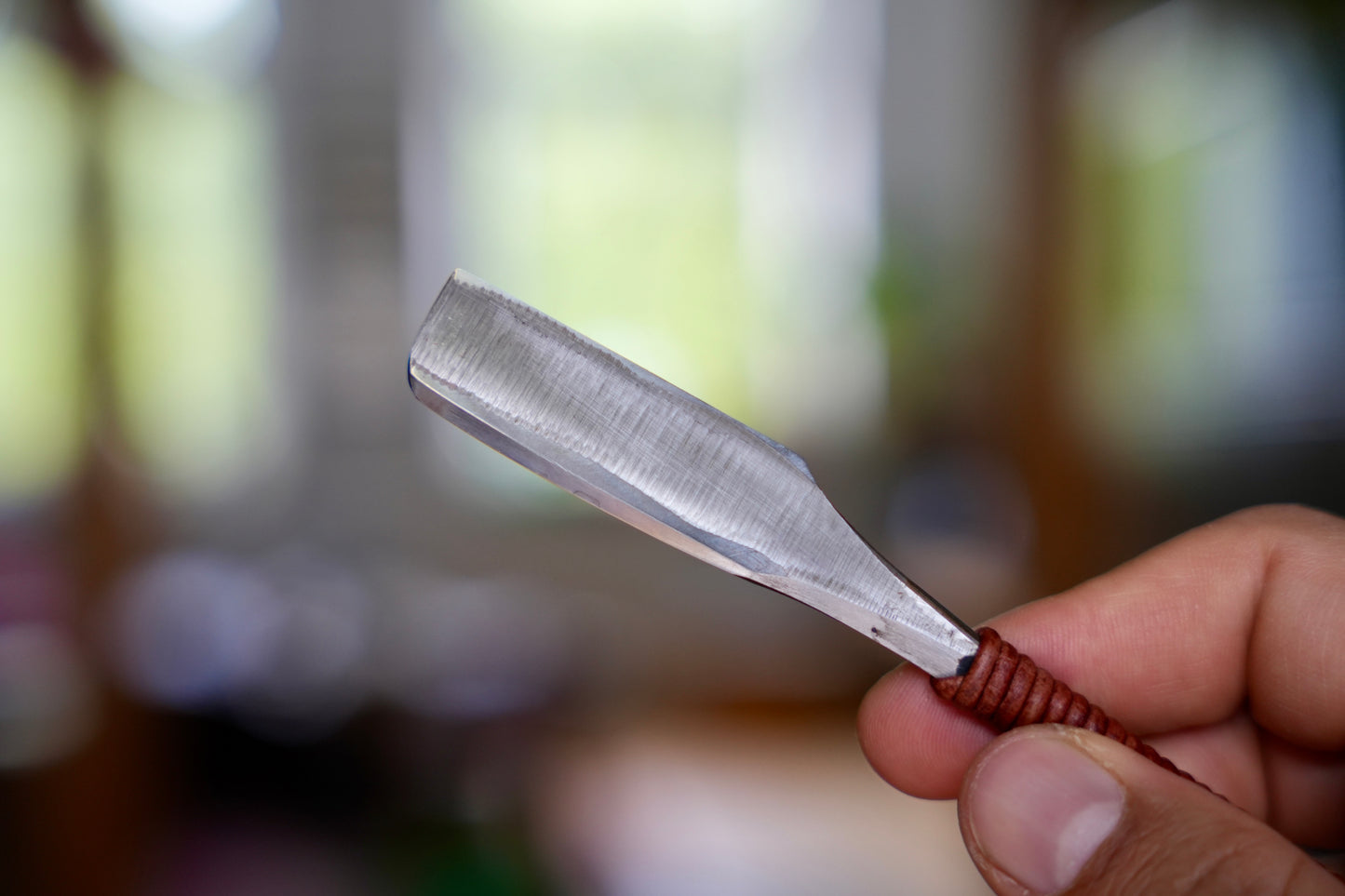 Tosuke Inoue・井上藤助・Vintage Japanese Straight Razor Kamisori Leather Thread Handle Wrapping and Handmade Hinoki Wood Box