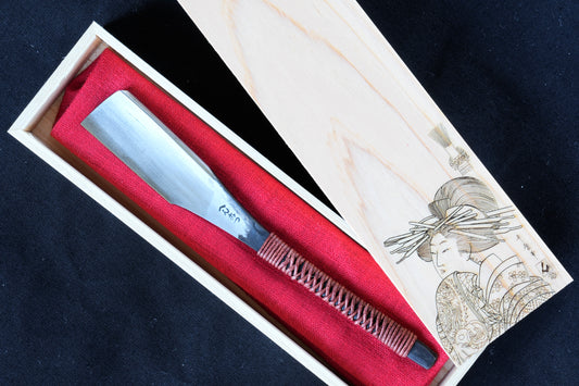 Henkotsu Kamisori, へんこつ,  Restored Vintage Japanese Straight Razor  and handmade wooden box