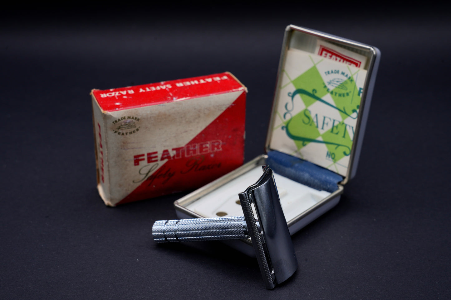 Feather No. 200-3・Vintage Japanese Safety Razor ・unused