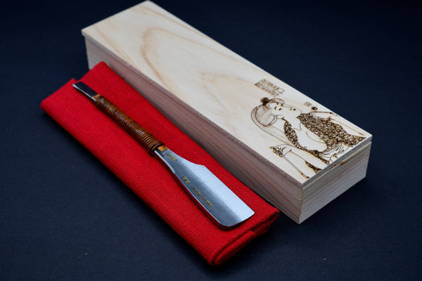 Tosuke Inoue ・ 井上藤助  ・Japanese Straight Razor・ Kamisori・Restored Unused Vintage ・Handmade Hinoki Box ・ Urushi Rattan Handle