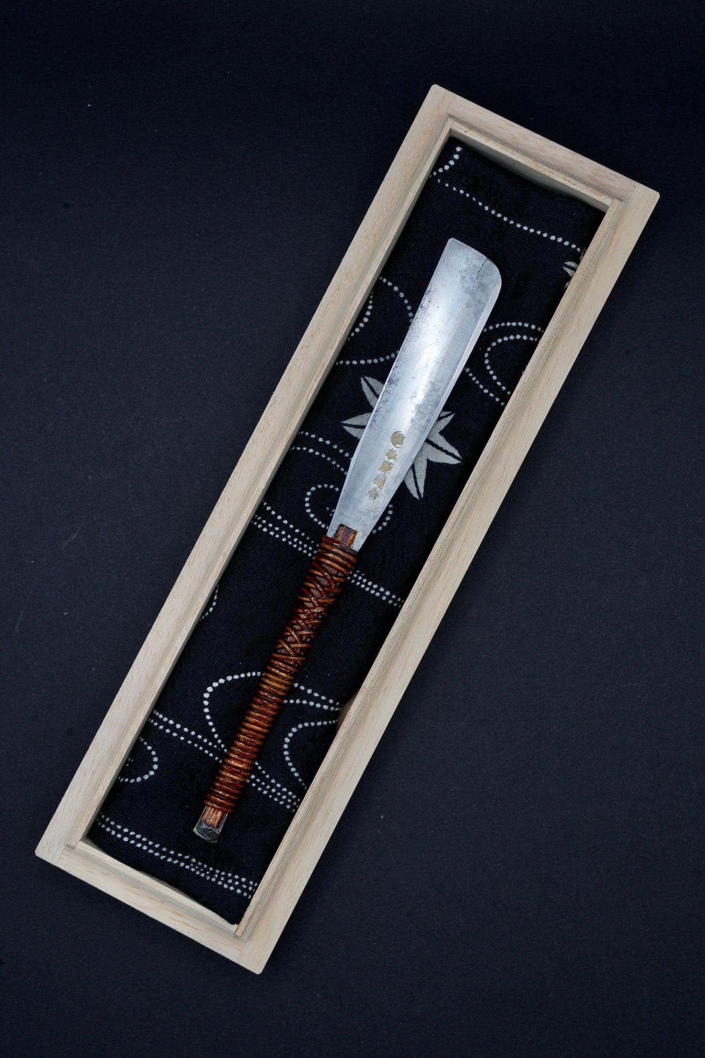 Matsubara・ 松原 ・ Vintage Japanese Straight Razor ・ Kamisori with Paulownia Box