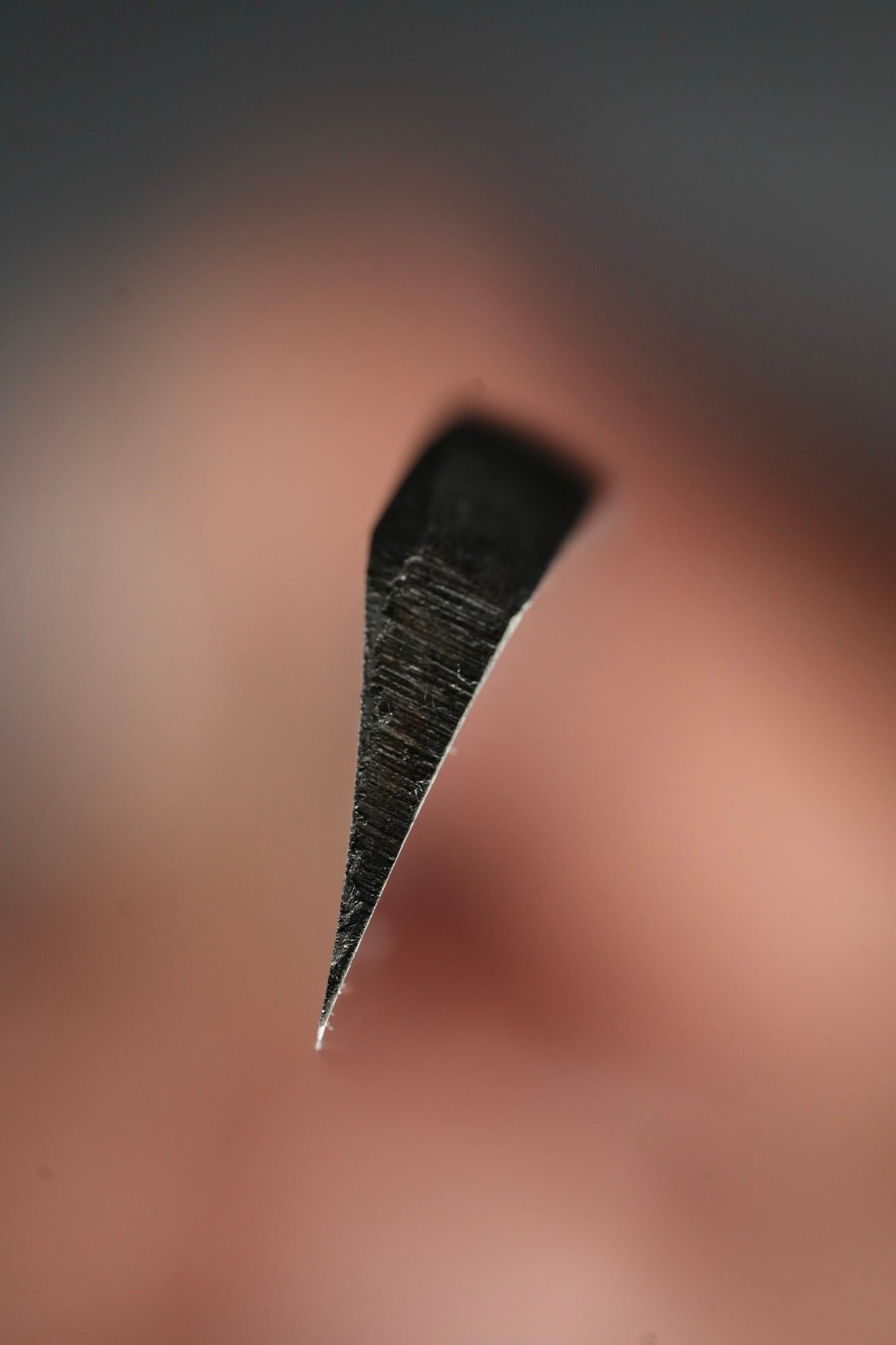 Kensei・ 研精・ Vintage Japanese Straight Razor ・ Kamisori with Paulownia Box