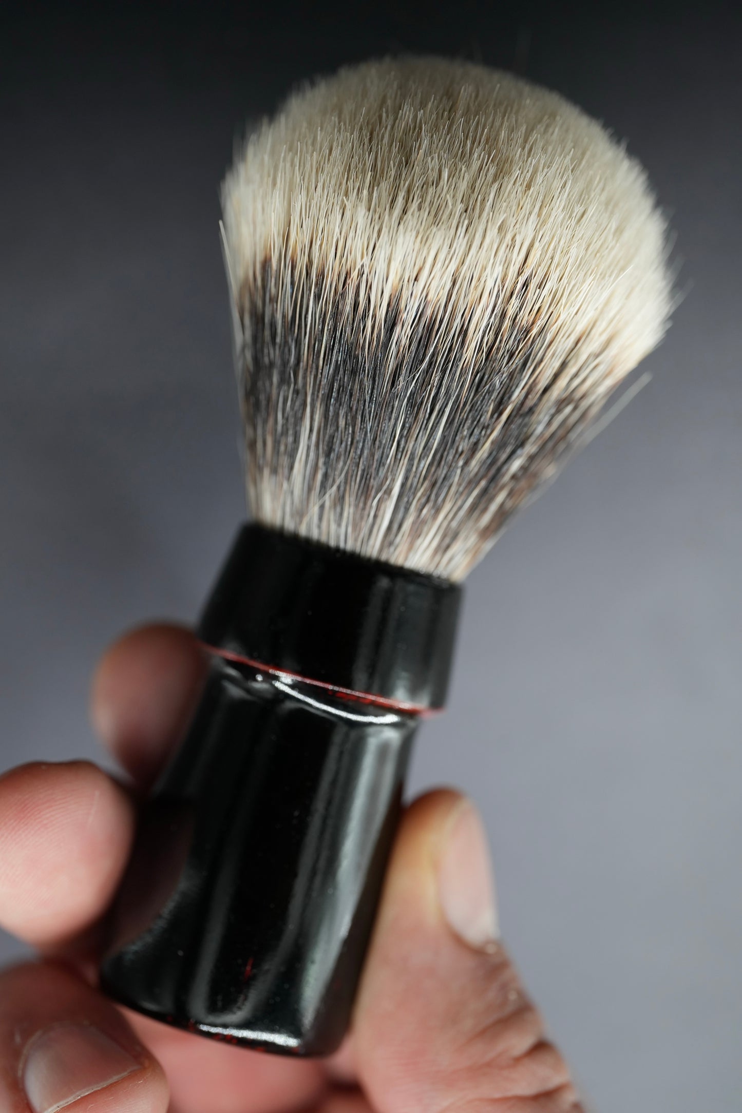 Urushi Shaving Brush "Akai Sumi" with Cherry Wood Handle & Manchurian Badger Bristles - Paulownia Box