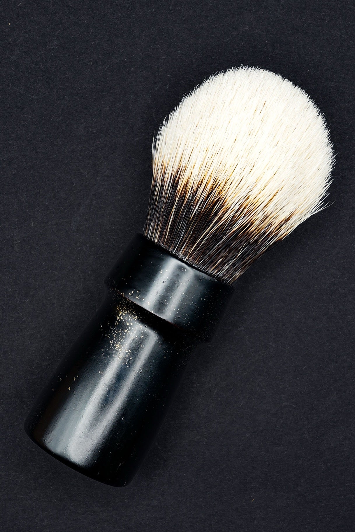 Pinceau de rasage Urushi « Amanogawa» avec manche en bois de cerisier et poils de blaireau de Mandchourie - Coffret en paulownia