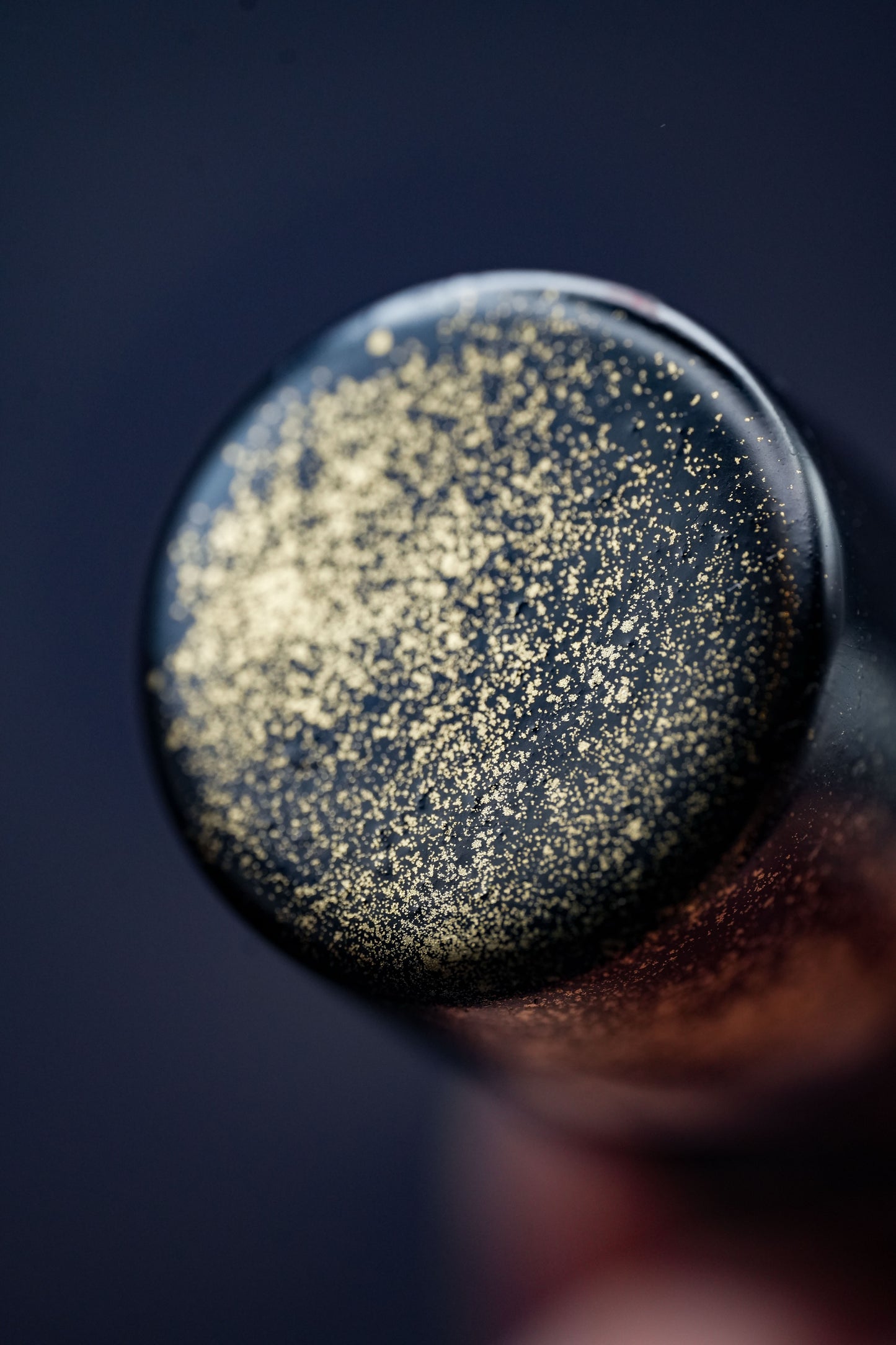 Pinceau de rasage Urushi « Amanogawa» avec manche en bois de cerisier et poils de blaireau de Mandchourie - Coffret en paulownia