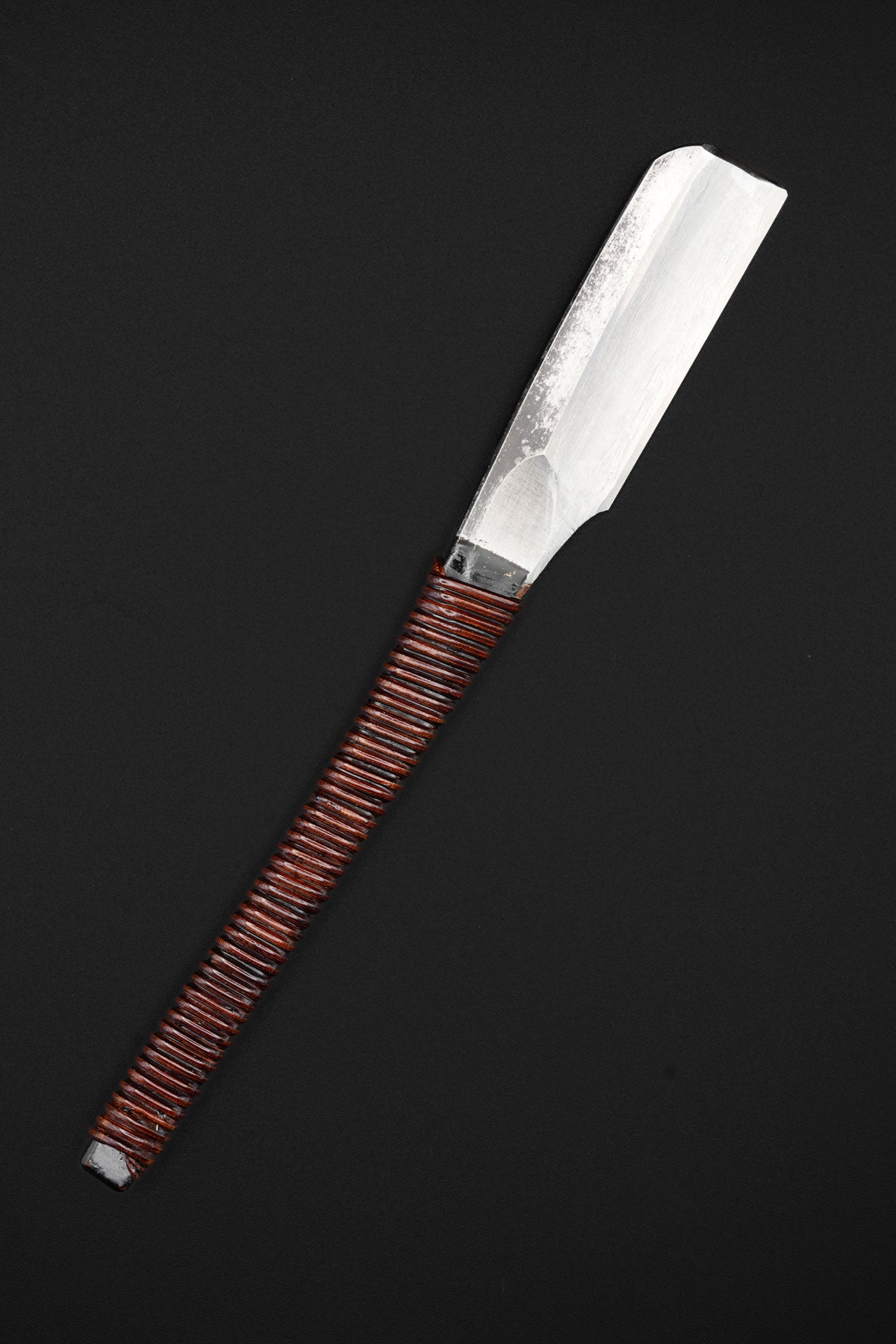 Iwasaki・岩崎・Tamahagane Kamisori